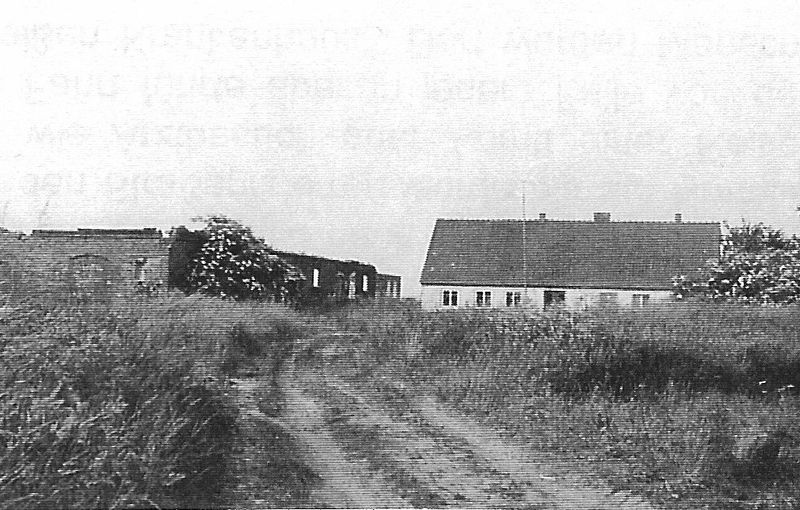 Datei:Ausbau, Hof Dust nach Sturm.jpg