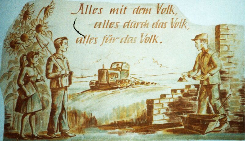 Datei:Mestlin-Wandbild im Gemeindehaus (1999).jpg