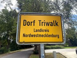 Ortsschild Triwalk.jpg