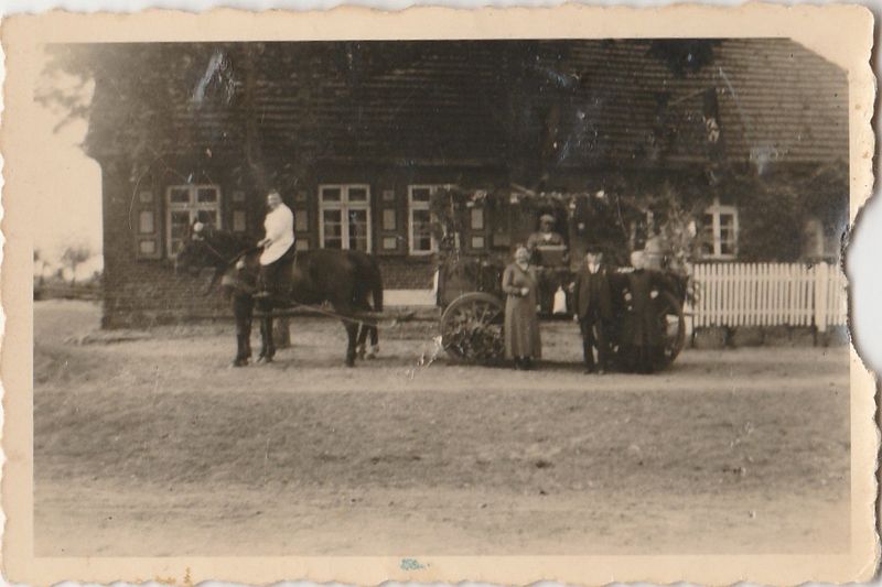 Datei:Goldenbow Festwagen 06.jpg