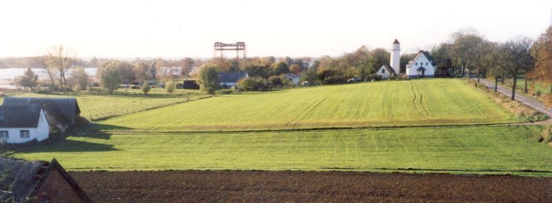 Datei:Mönchow vom Kirchturm nach Karnin.jpg