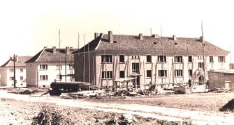 Bau der Wohngebäude der AWG