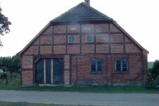 Altenhagen-KA Dobbertin 211 (2002).jpg