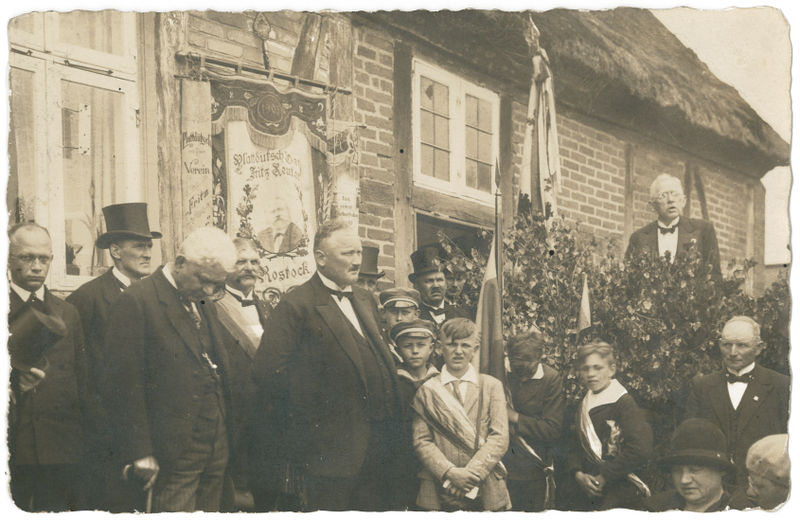Datei:Dorfbewohner.jpg