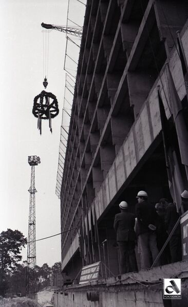 Datei:Zinnowitz Roter Oktober Richtfest 25.10.1975-4.jpg