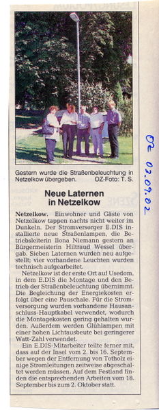 Datei:2002 Netzelkow Laternen.jpg