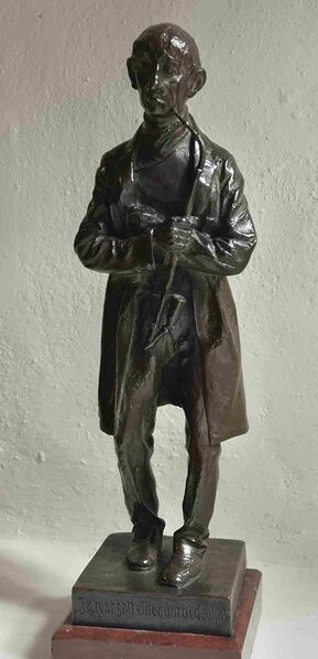 Datei:Lübz-Paul Warncke-Nüßler.jpg