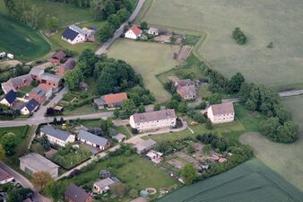Karbow Luftbild von 2010, Poststraße und Lübzer Chaussee