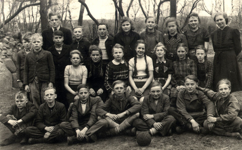 Datei:K.B. Schulbild Reichert Schuldt.jpg