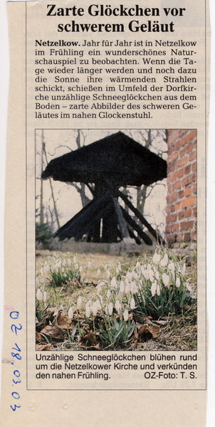 Datei:2003 Netzelkow Glocken.jpg
