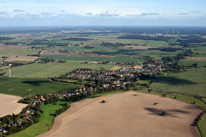 Datei:Moenchhagen Luftbild 2021.jpg