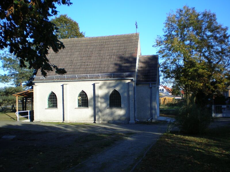 Datei:002 Friedhofskapelle.jpg