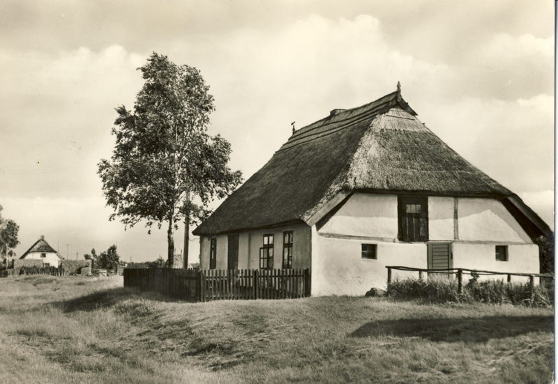 Datei:1964 Rohrdachhaus.jpg