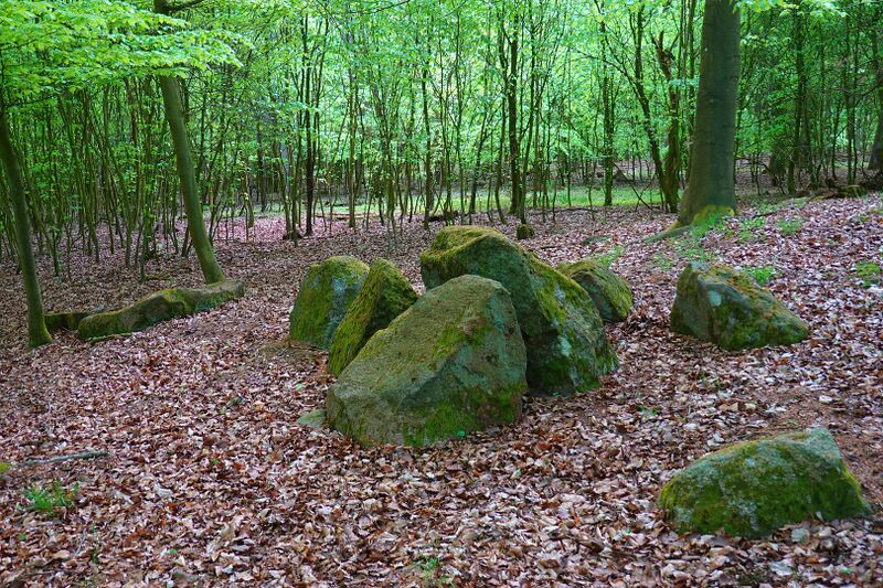 Datei:Hünengräber Dambeck 1 3.jpg