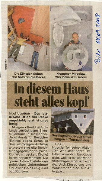 Datei:2008 Haus auf Kopf.jpg