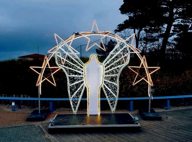 Datei:Weihnachtsengel 2020.jpg