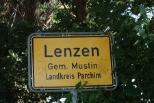 Lenzen-KA Dobbertin 901 (2002).jpg