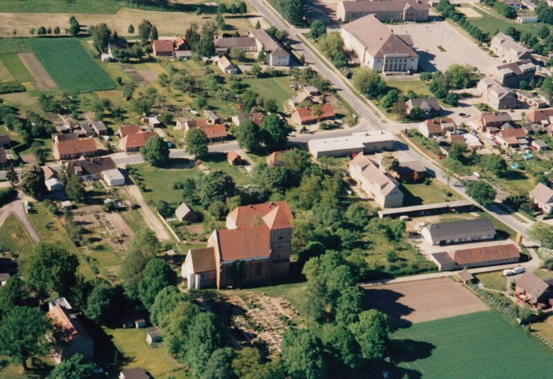 Datei:Mestlin-30 (2000).jpg