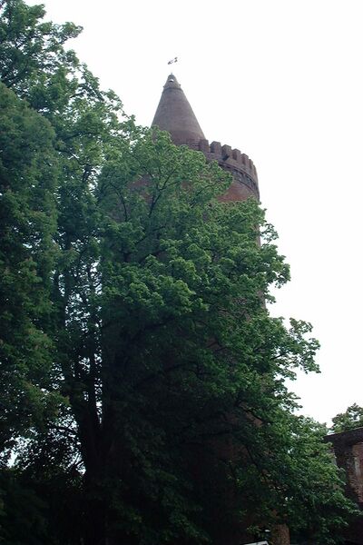 Datei:Burg Stargard-86 (2003).jpg