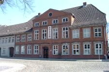 Boizenburg (Elbe)-25 (2003).jpg