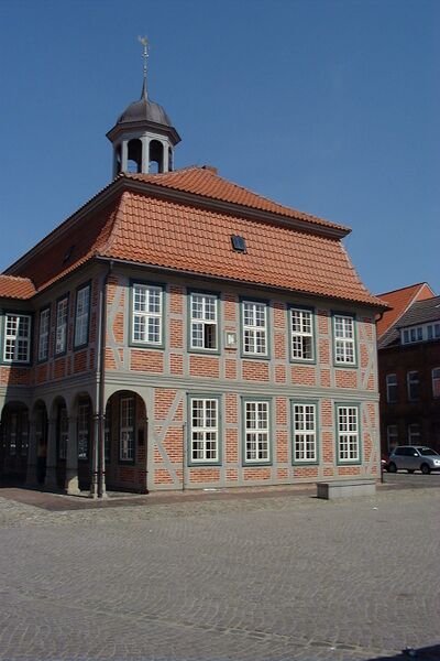 Datei:Boizenburg (Elbe)-35 (2003).jpg