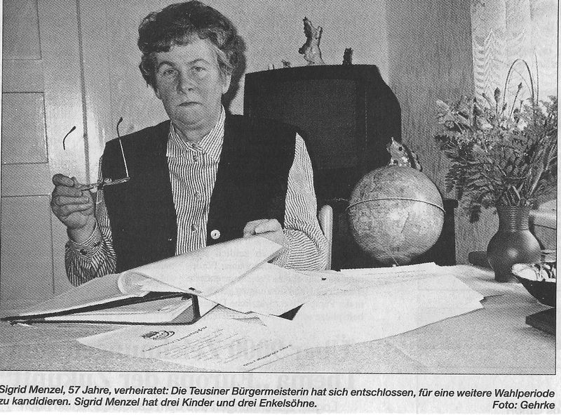 Datei:Bürgermeisterin Menzel, 1998.jpg