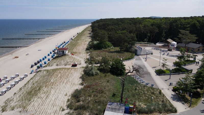 Datei:Luft Zempin Strandzugang.jpg