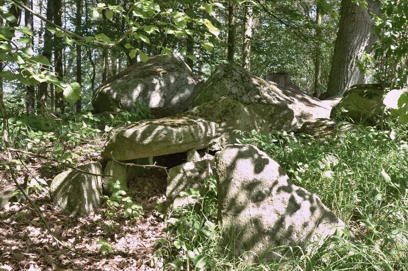 Datei:Hünengräber Liepen 7,8 4.jpg
