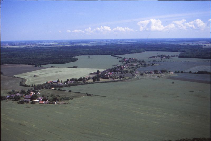 Datei:Willershagen Blick von Südwest 2006.jpg