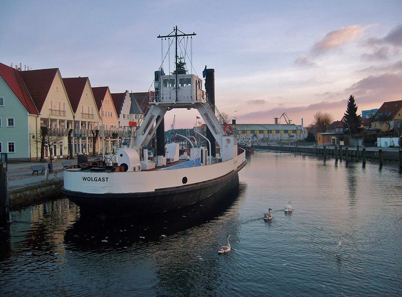 Datei:Wolgast Hafen.jpg