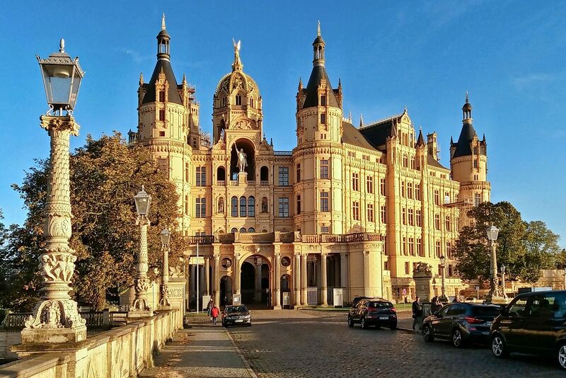 Datei:Fotopa Schwerin k ew.jpg