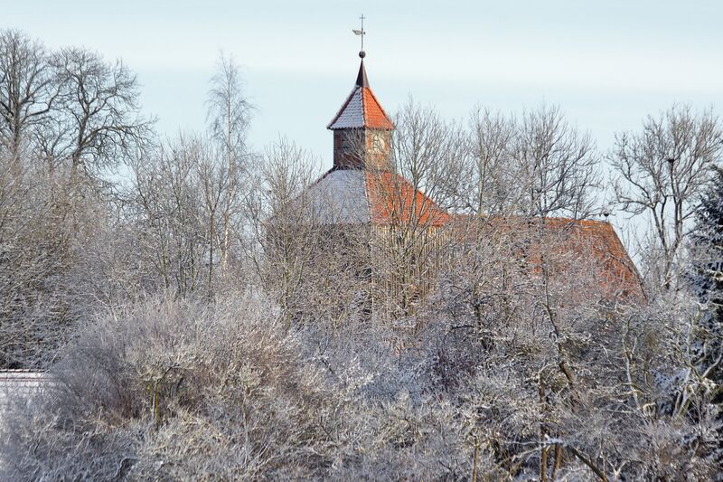 Datei:Karbow - Kirche 2014.jpg