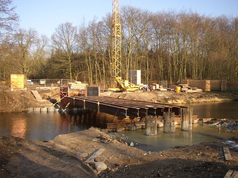 Datei:Brückenbau 2005 (7).jpg