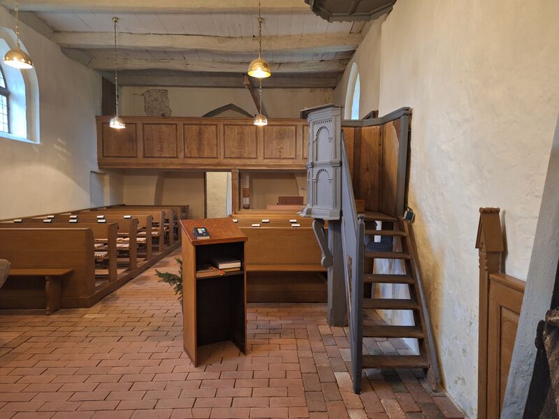 Datei:Laase-blick Haupteingang.jpg