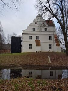 Quilow Schloss 2021 c.jpg