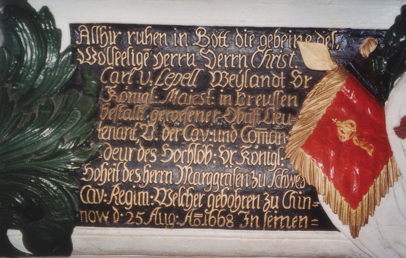 Datei:21 Lepel Grabmahl.jpg