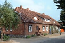 Dobbertin-Dorf 413 (2002).jpg