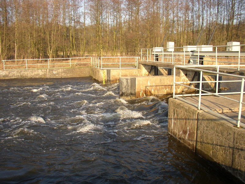 Datei:Stauwerk Tollense 1.jpg