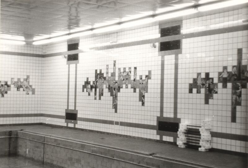 Datei:Wolkenstein Schwimmhalle.jpg