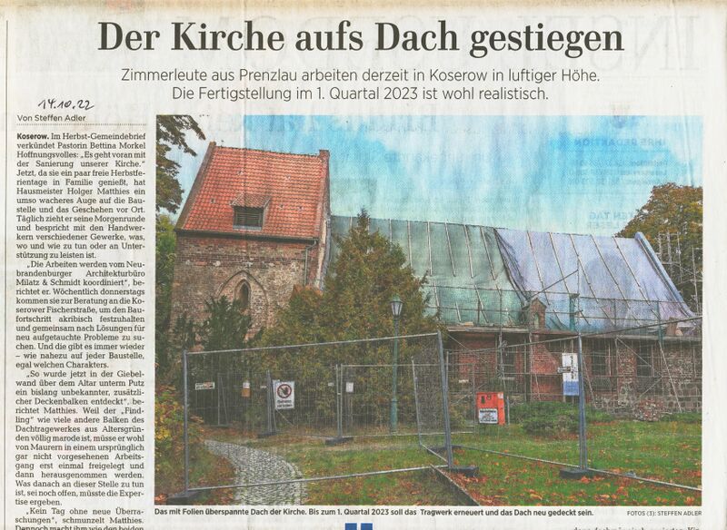 Datei:2022 Koserow Kirche Dach 1.jpg