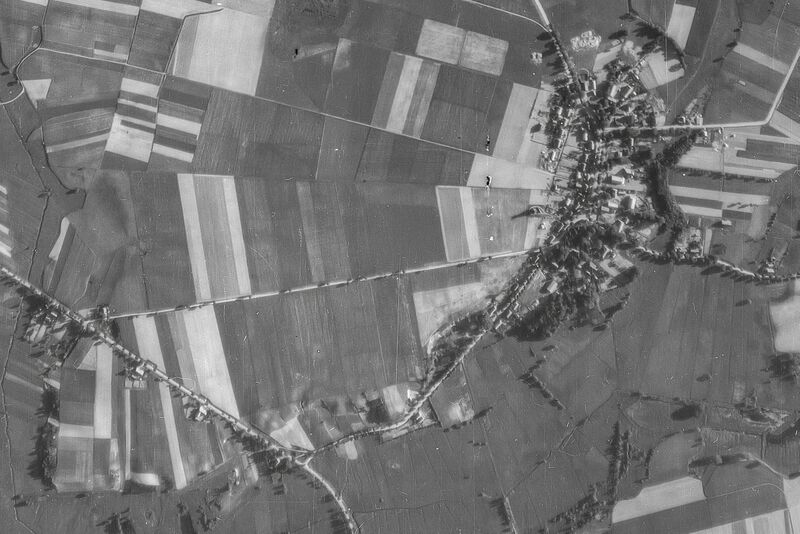 Datei:Goldenbow Luftbild 1953-1.jpg