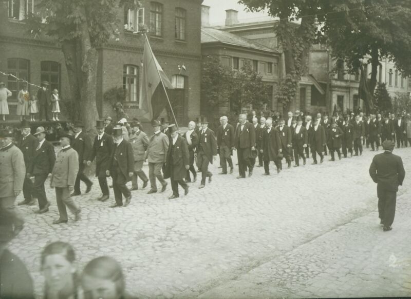 Datei:Volksfest 2.jpg