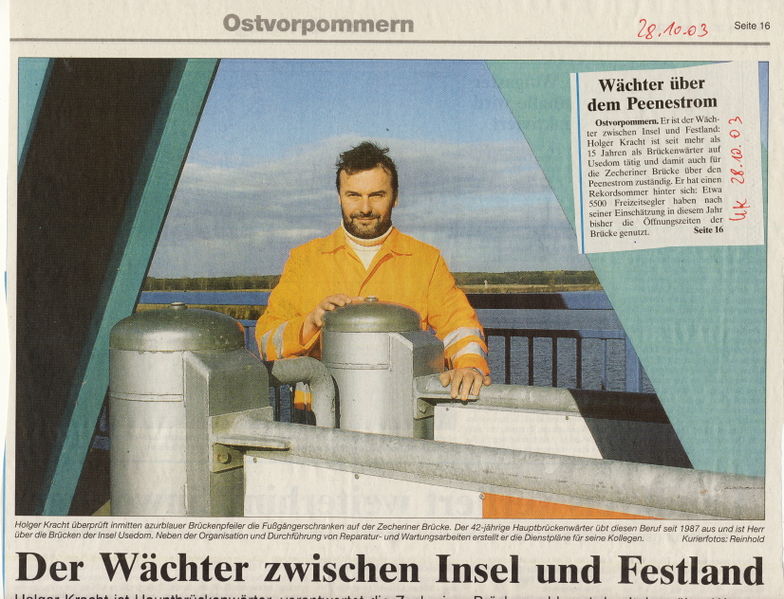 Datei:2003 Brückenwärter 1.jpg