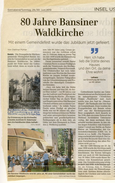Datei:2019 Bansin Waldkirche 80 Jahre.jpg