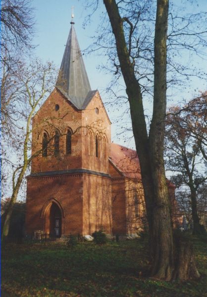 Datei:Stolpe Usedom Kirche.jpg
