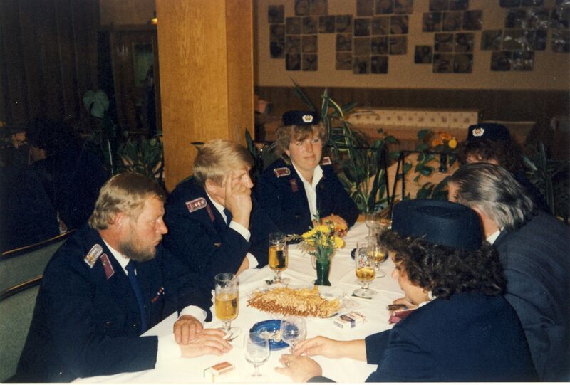 Datei:1990 1 Treffen Wikinger g.jpg