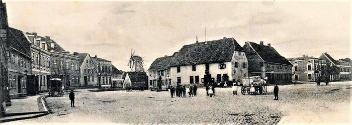 Der Markt von Tessin im Jahre 1902