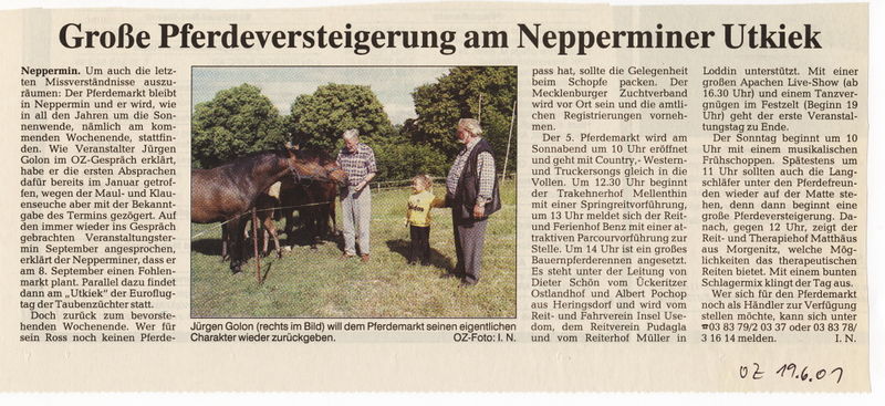 Datei:2001 Pferdeversteigerung.jpg