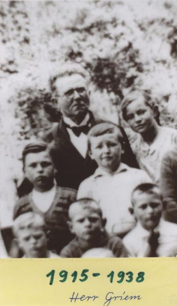 Datei:Schulleiter Griem.jpg
