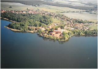 Dobbertin-Luftbild 212 (2000).jpg